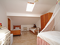 Perpetua bedroom